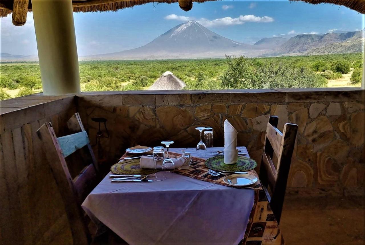 Africa Safari Lake Natron Mtowabaga 外观 照片