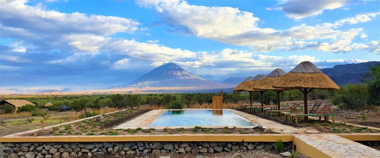 Africa Safari Lake Natron Mtowabaga 外观 照片